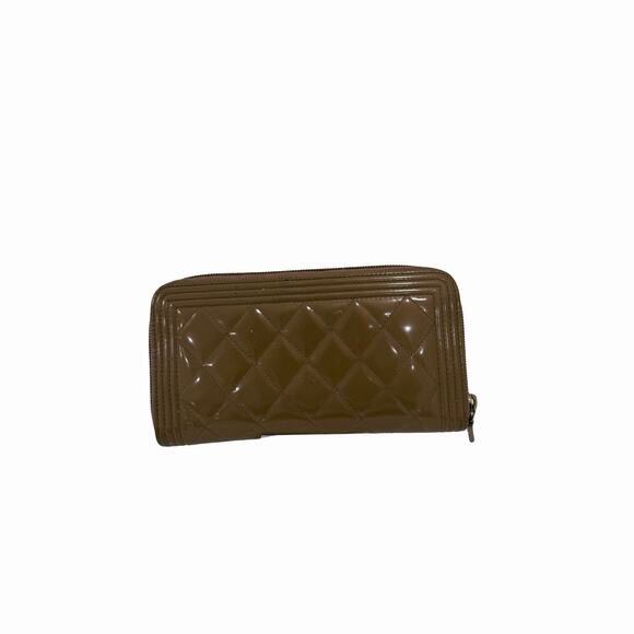 Chanel Boy Continental Wallet Nude Quilted Calfskin Leather Interlocking CC Logo - Picture 2 of 3
